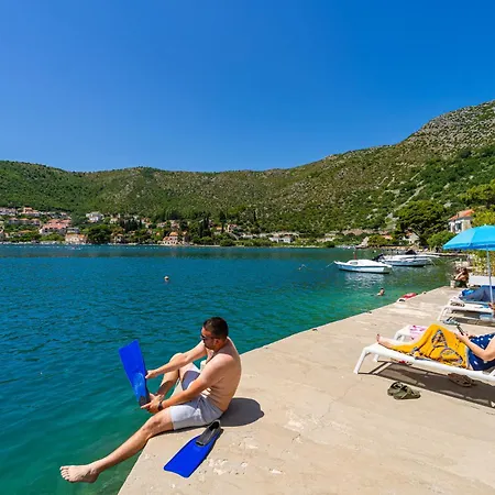Small And Friendly Traditional * Zaton (Dubrovnik-Neretva)